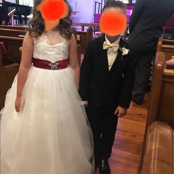 Girls Size 7/8 flower girl dress. - Picture 3 of 8